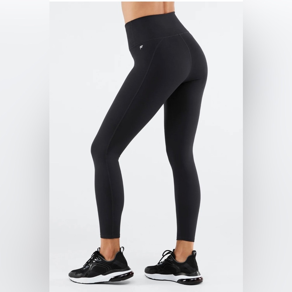 Fabletics powerhold leggings 7/8 size medium